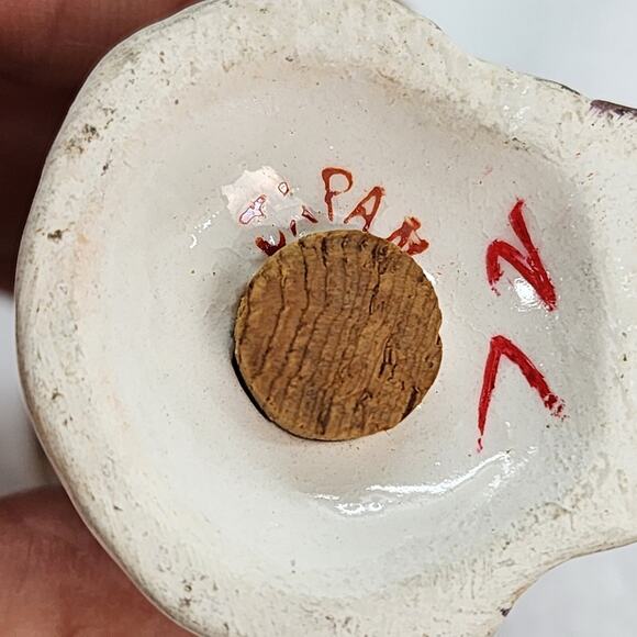 Vintage Salt Pepper Shakers 2.5" Occupied Japan Dutch Couple Baker Gold Detail - Picture 14 of 14